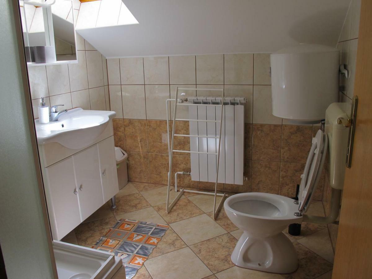 Apartmani Stille Karlobag Esterno foto