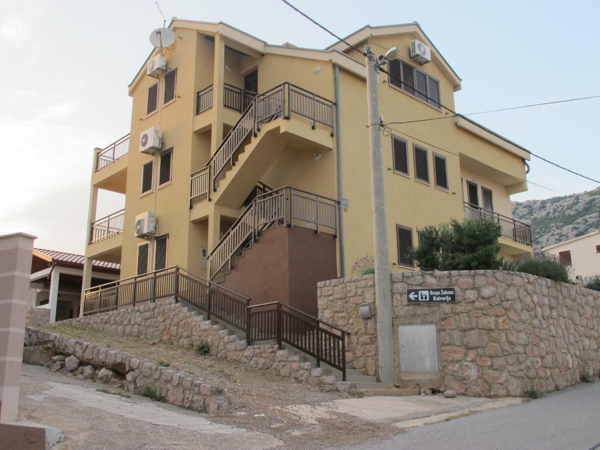 Apartmani Stille Karlobag Esterno foto