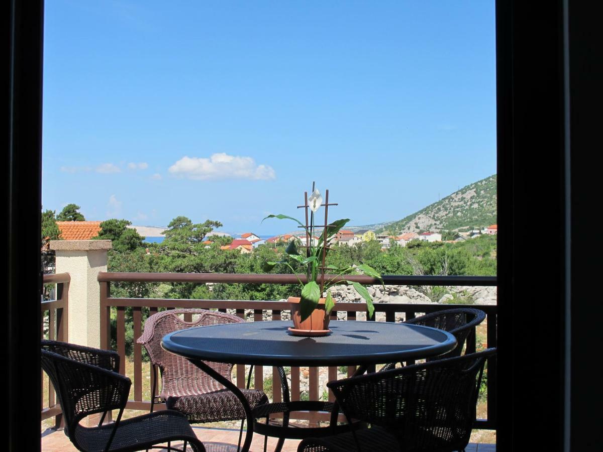 Apartmani Stille Karlobag Esterno foto
